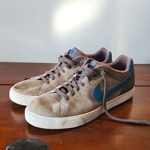 Men's grey/teal swoosh Nike sneakers,  sz. 13